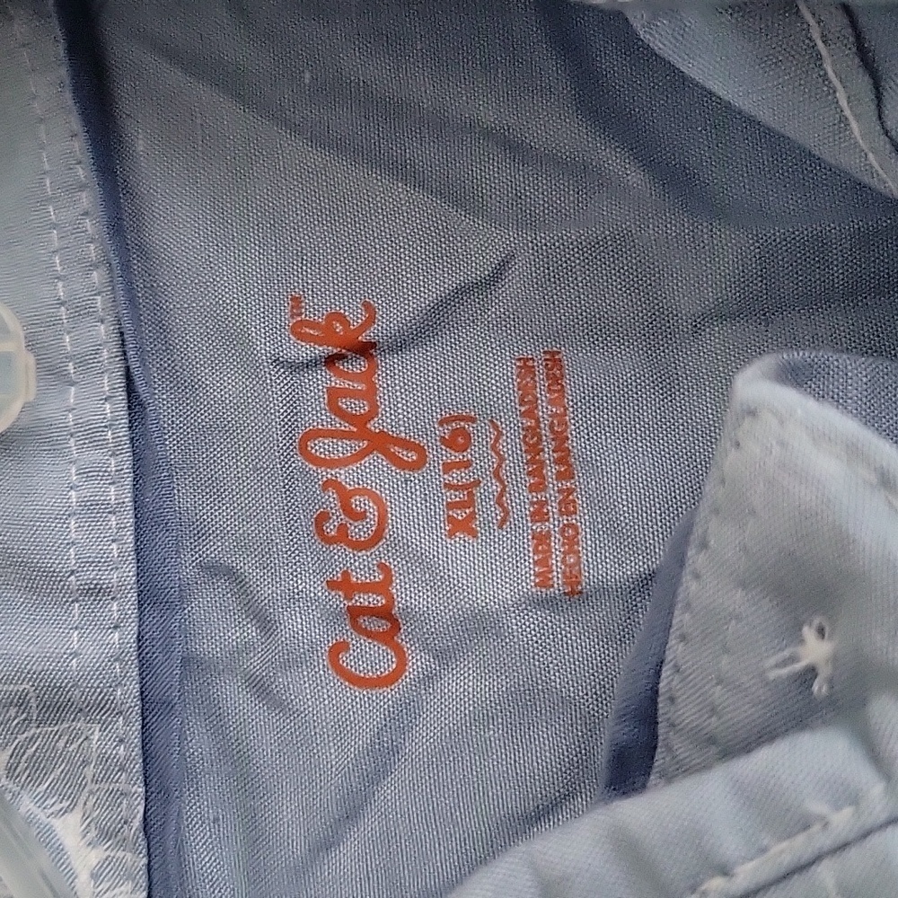 Cat & Jack Boy's Button Up Short Sleeve Shirt - Picture 5 of 11